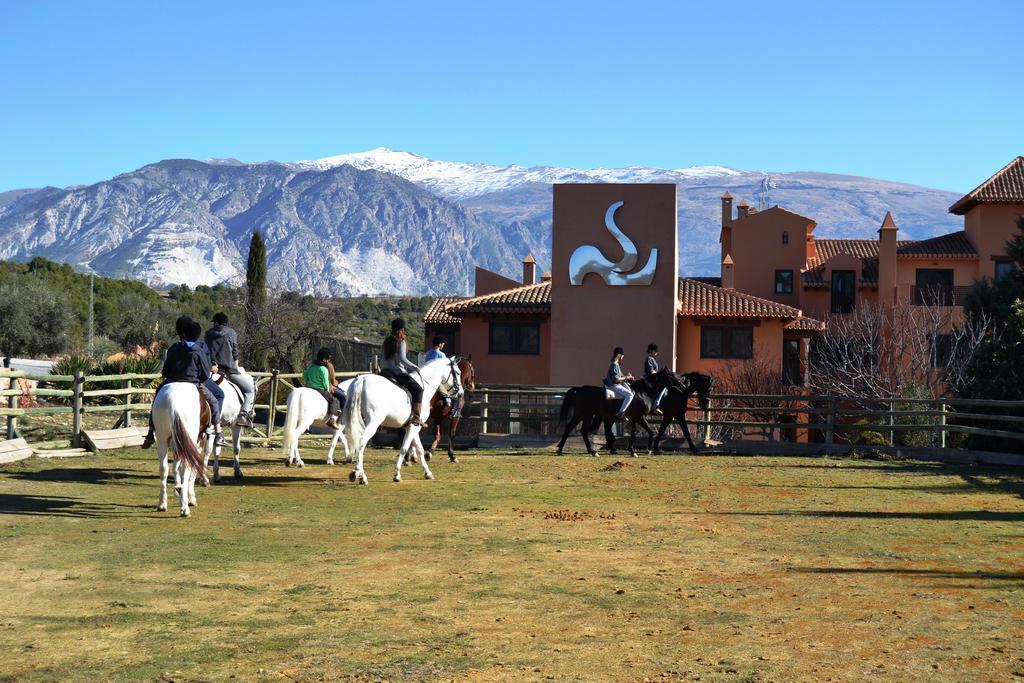 Hotel & Winery Senorio De Nevada Villamena Buitenkant foto