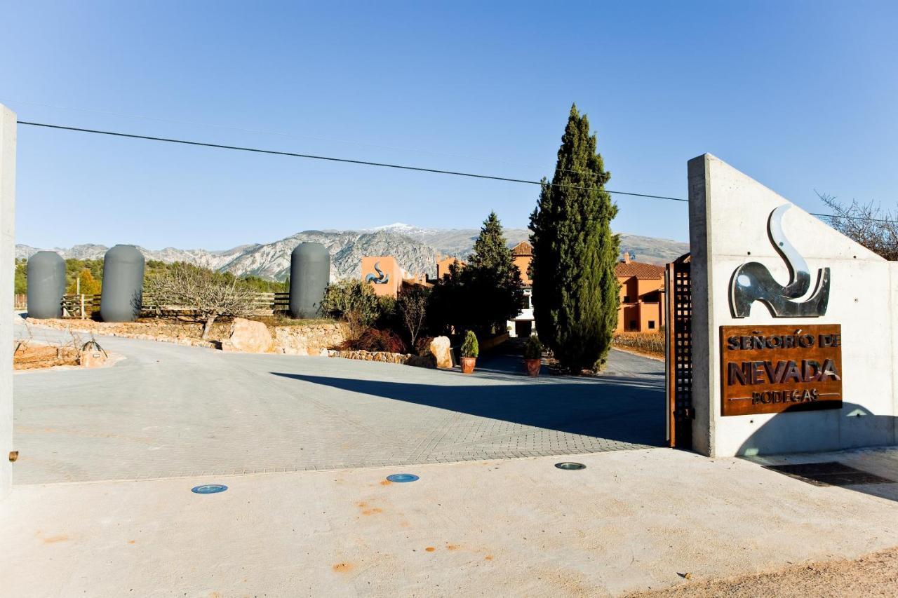 Hotel & Winery Senorio De Nevada Villamena Buitenkant foto